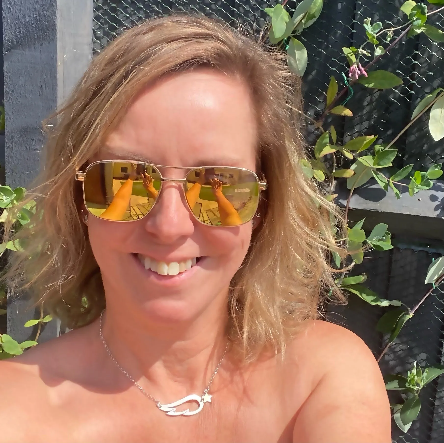 Golden Glow Vintage Aviator Gold Mirrored Sunglasses