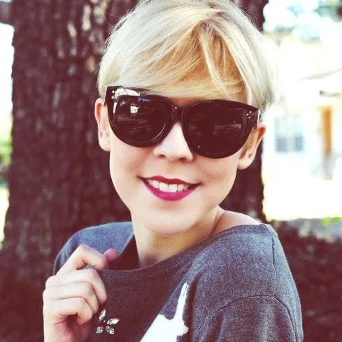 HINCTY Black Cat-Eye Sunglasses