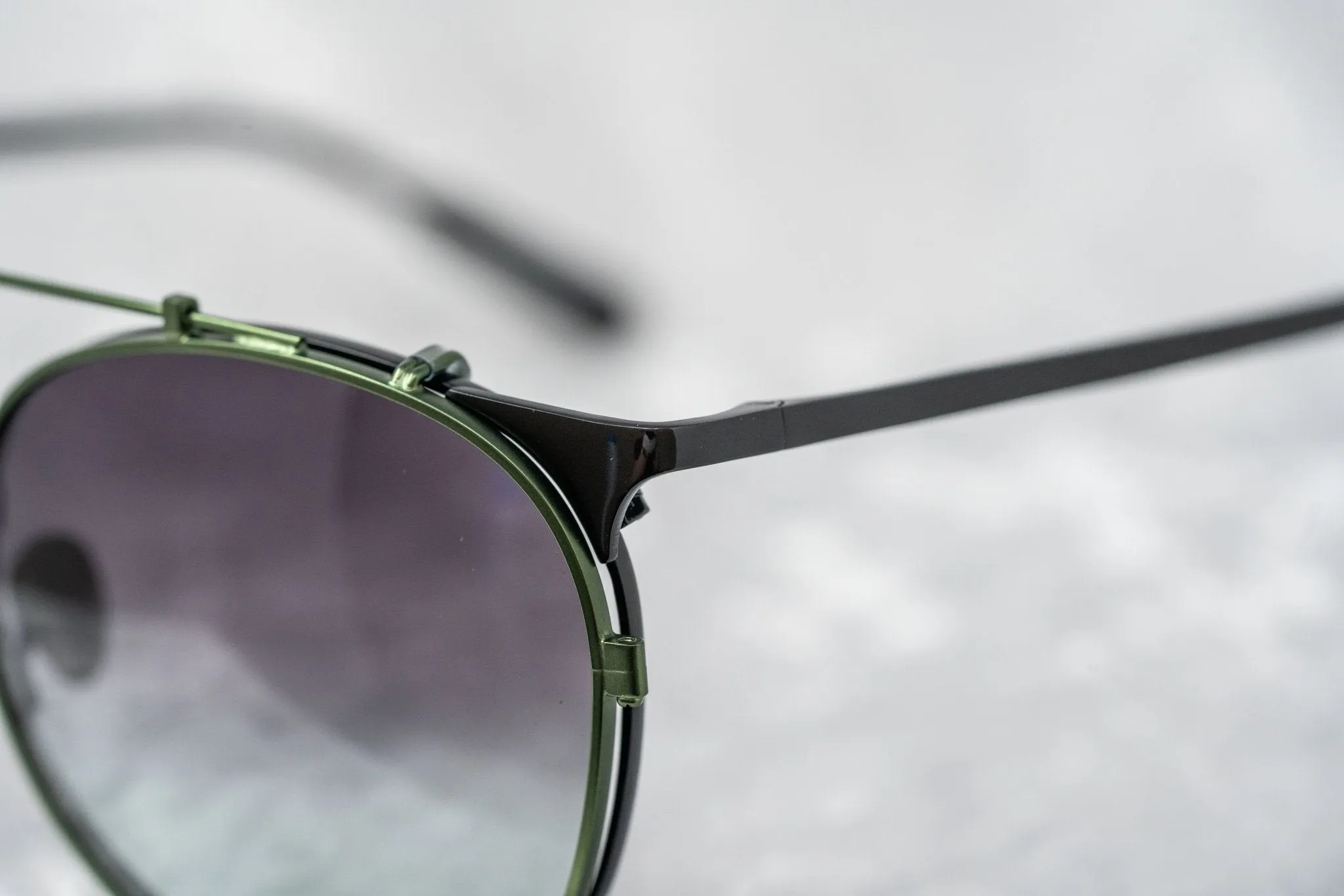 Kris Van Assche Sunglasses Round Shiny Black and Green KVA69C4SUN