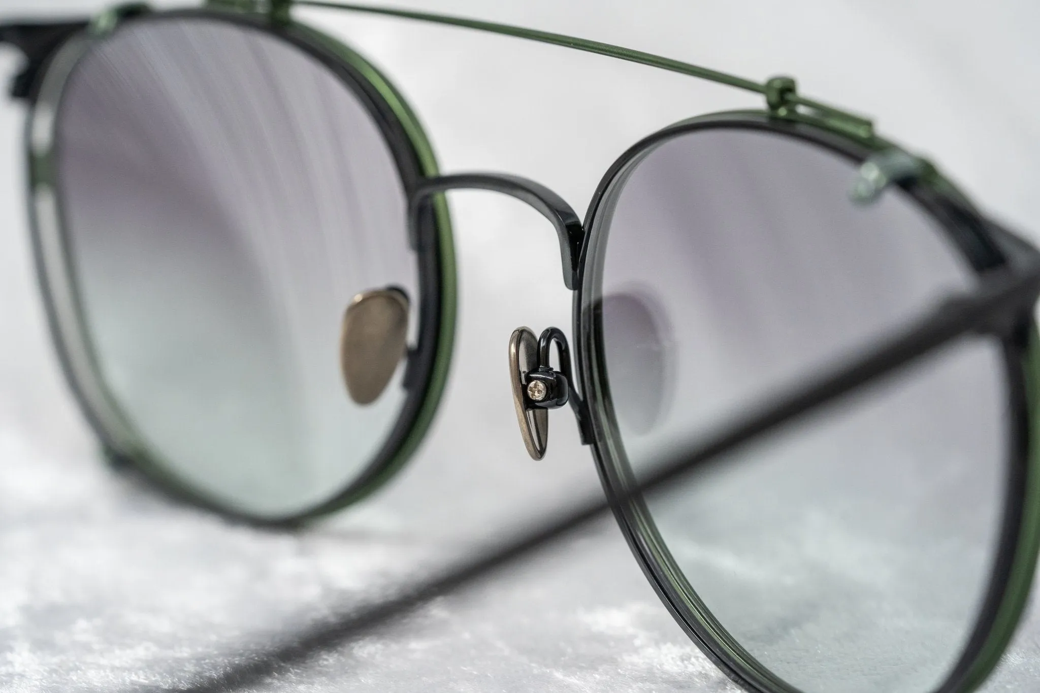 Kris Van Assche Sunglasses Round Shiny Black and Green KVA69C4SUN