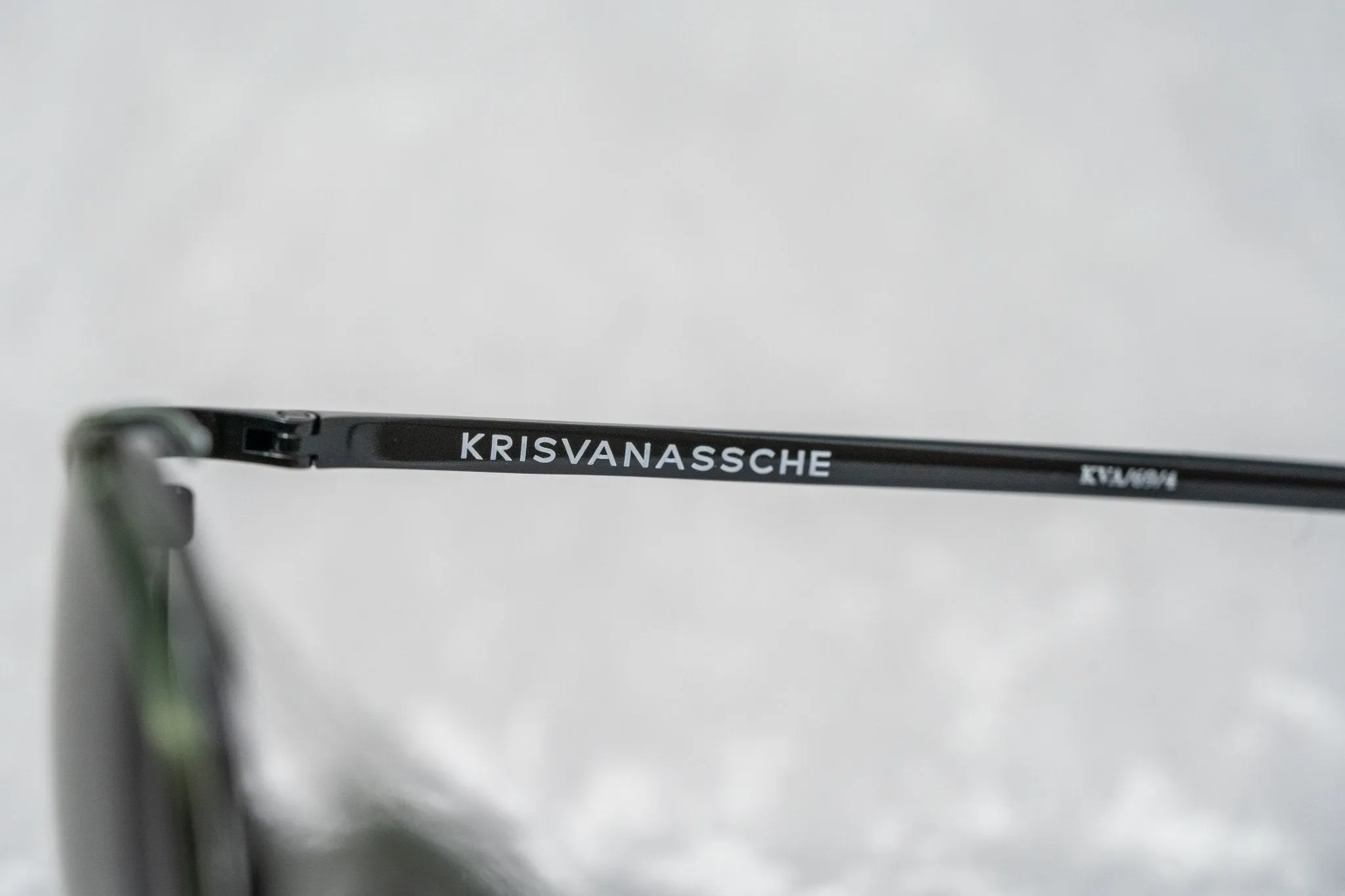 Kris Van Assche Sunglasses Round Shiny Black and Green KVA69C4SUN