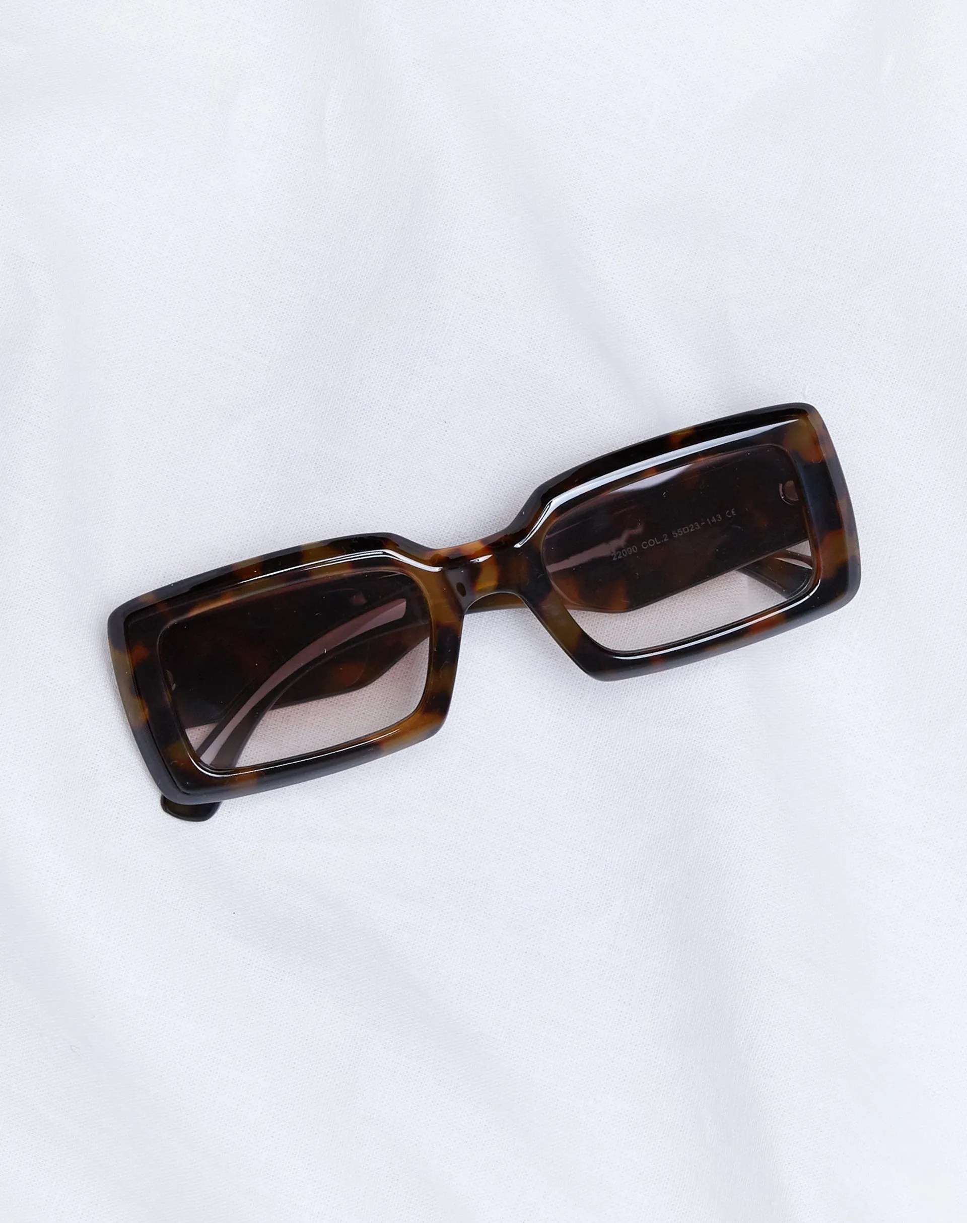 Tella Sunglasses in Tortoise
