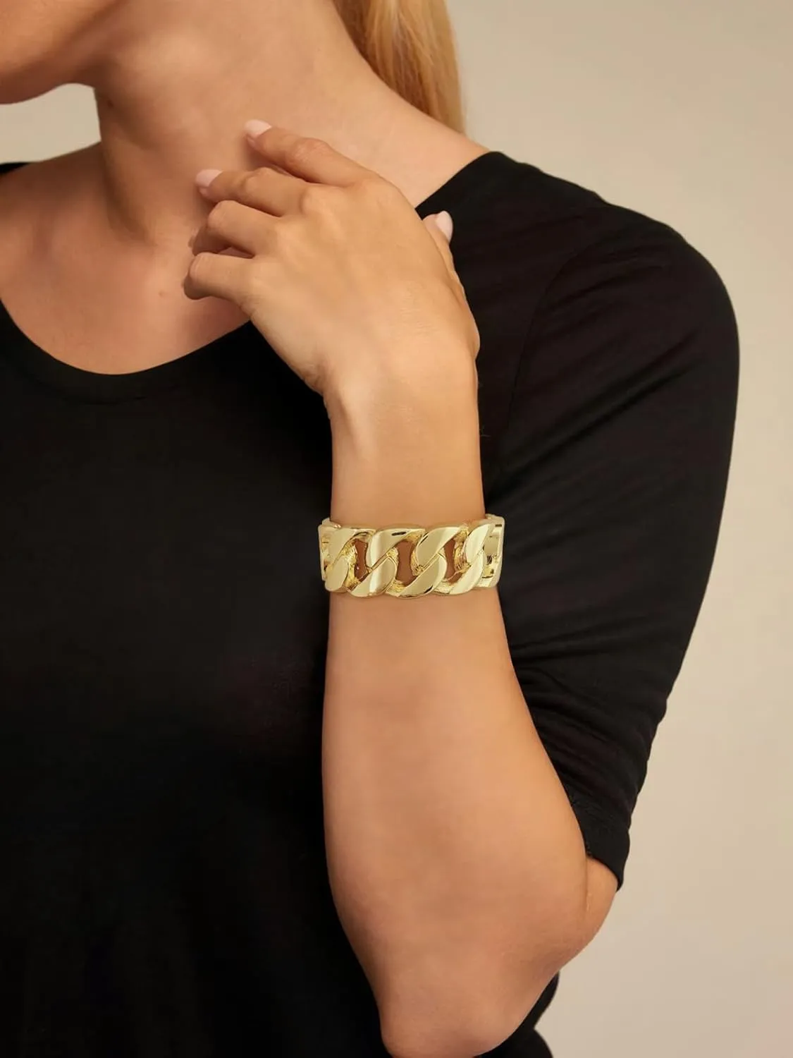 WOWORAMA Chunky Gold Bangle Bracelets for Women Thick Wide Hinged Cuff Bracelets Vintage Statement Gold Bracelet Twisted Hammered Wrist Arm Cuff Bracelets