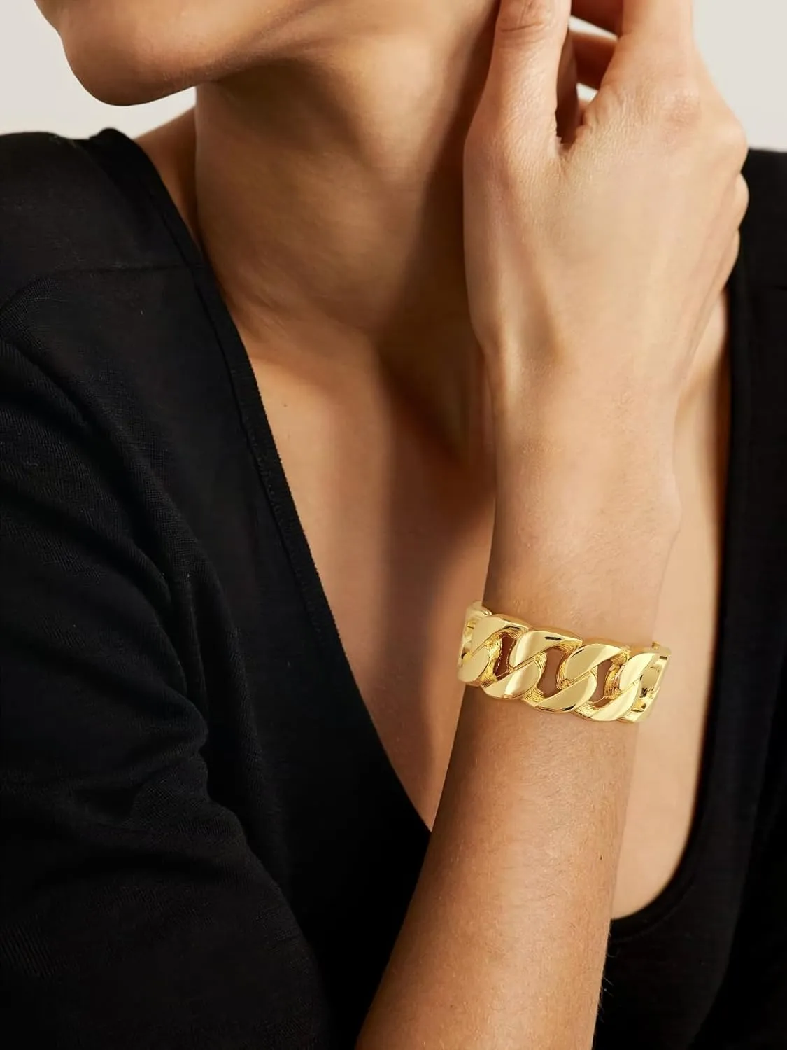 WOWORAMA Chunky Gold Bangle Bracelets for Women Thick Wide Hinged Cuff Bracelets Vintage Statement Gold Bracelet Twisted Hammered Wrist Arm Cuff Bracelets